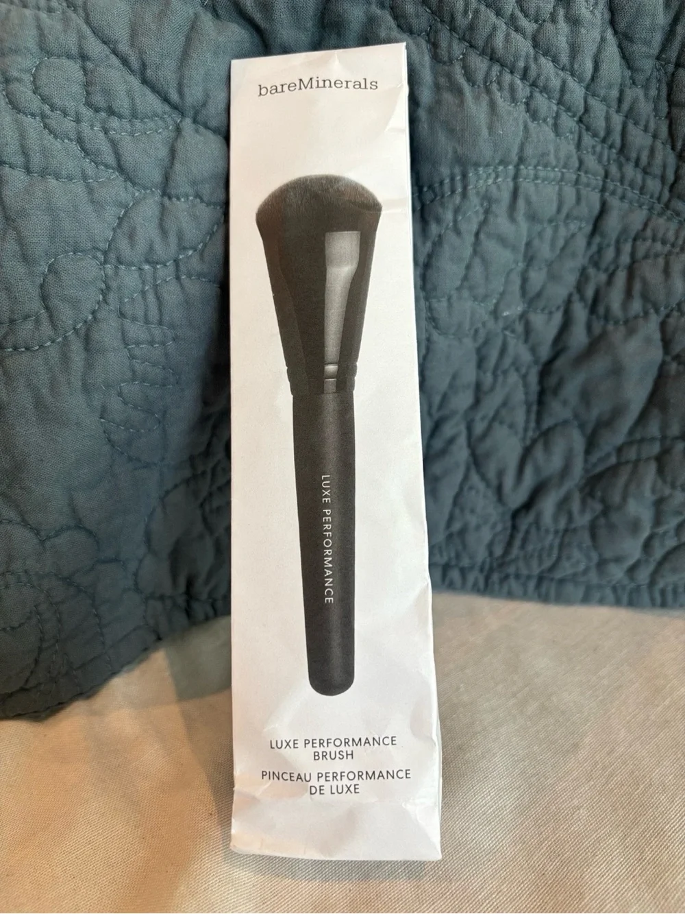 bareMinerals Luxe Performance Foundation Brush Vegan Makeup Brush NEW
